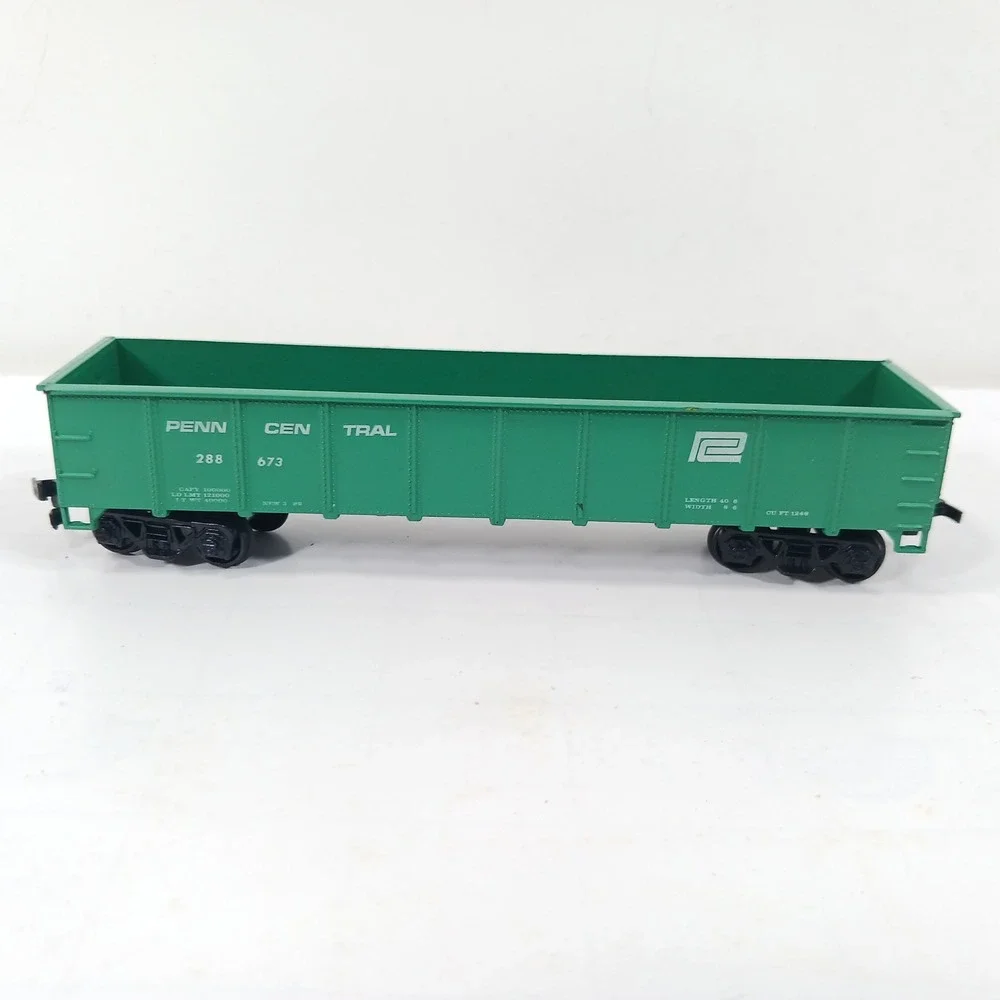Penn Central Gondola Green 40ft Model Train Car 288 673 FB 101 A